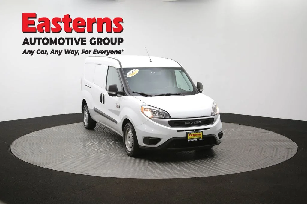 Used 2022 White Ram Base image 48