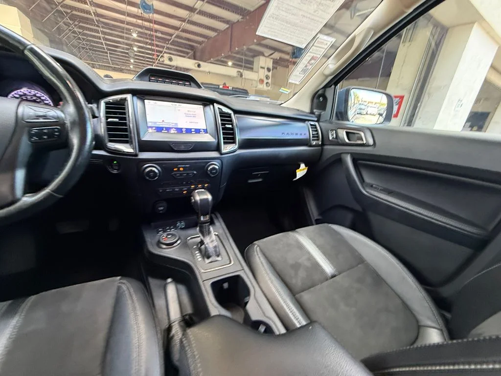 Used 2023 Gray Ford Lariat image 15