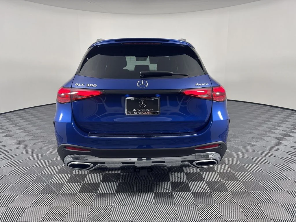 New 2026 Blue Mercedes-Benz GLC 300 image 5