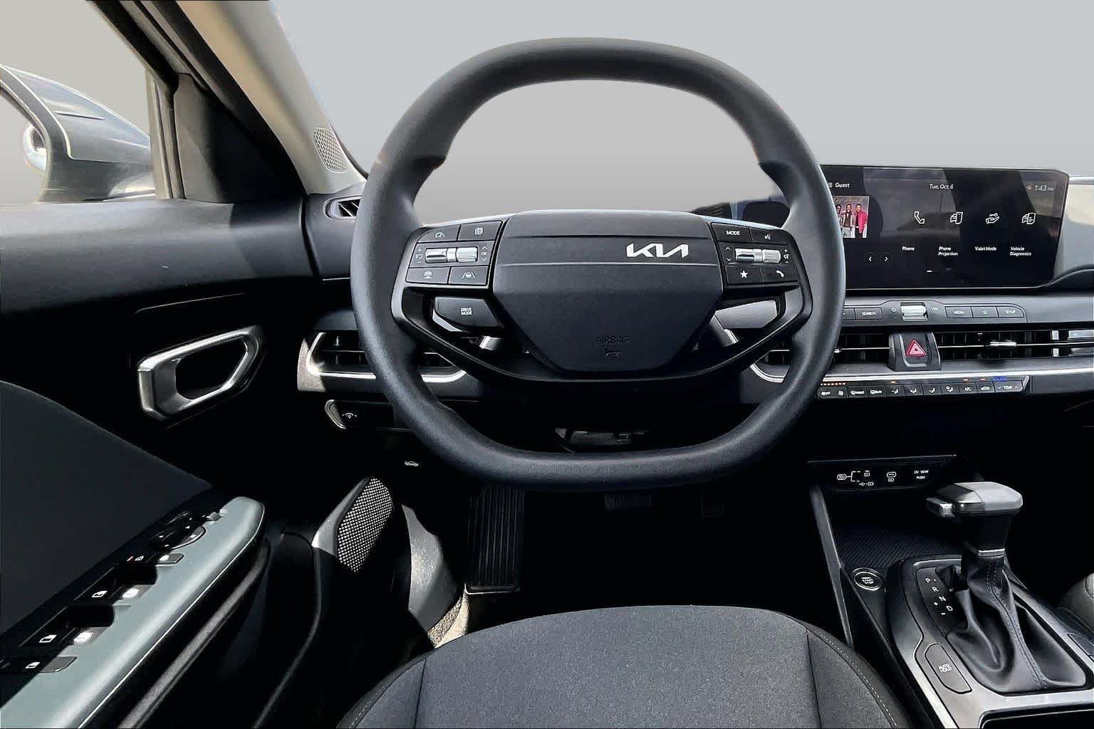 Used 2025 Steel Gray Kia LXS image 6
