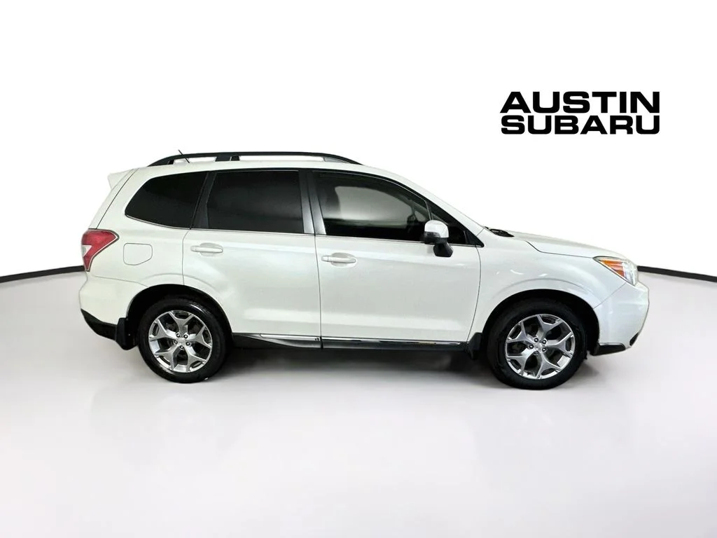 Used 2015 White Subaru 2.5i Touring image 8