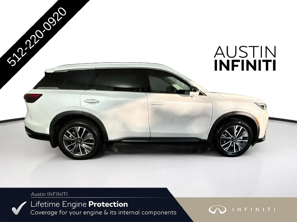 New 2027 White INFINITI LUXE image 9