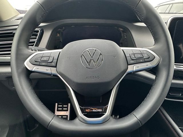 New 2026 Pure Gray Volkswagen 2.0T Peak Edition image 41