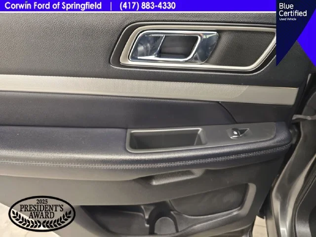 Certified Used 2017 Magnetic Metallic Ford XLT image 19