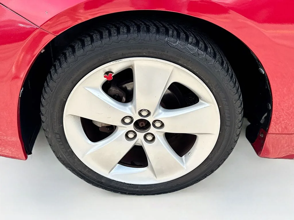 Used 2014 Red Toyota Five image 37
