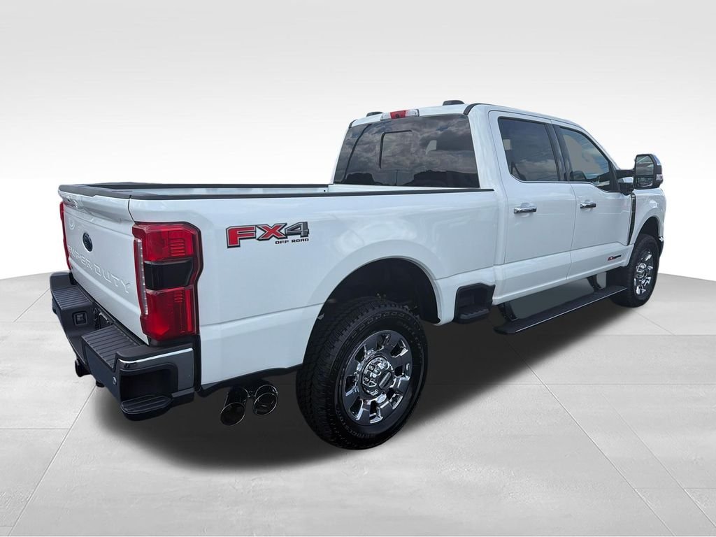 New 2026 Star White Metallic Tri-Coat Ford F-250® Lariat® image 5