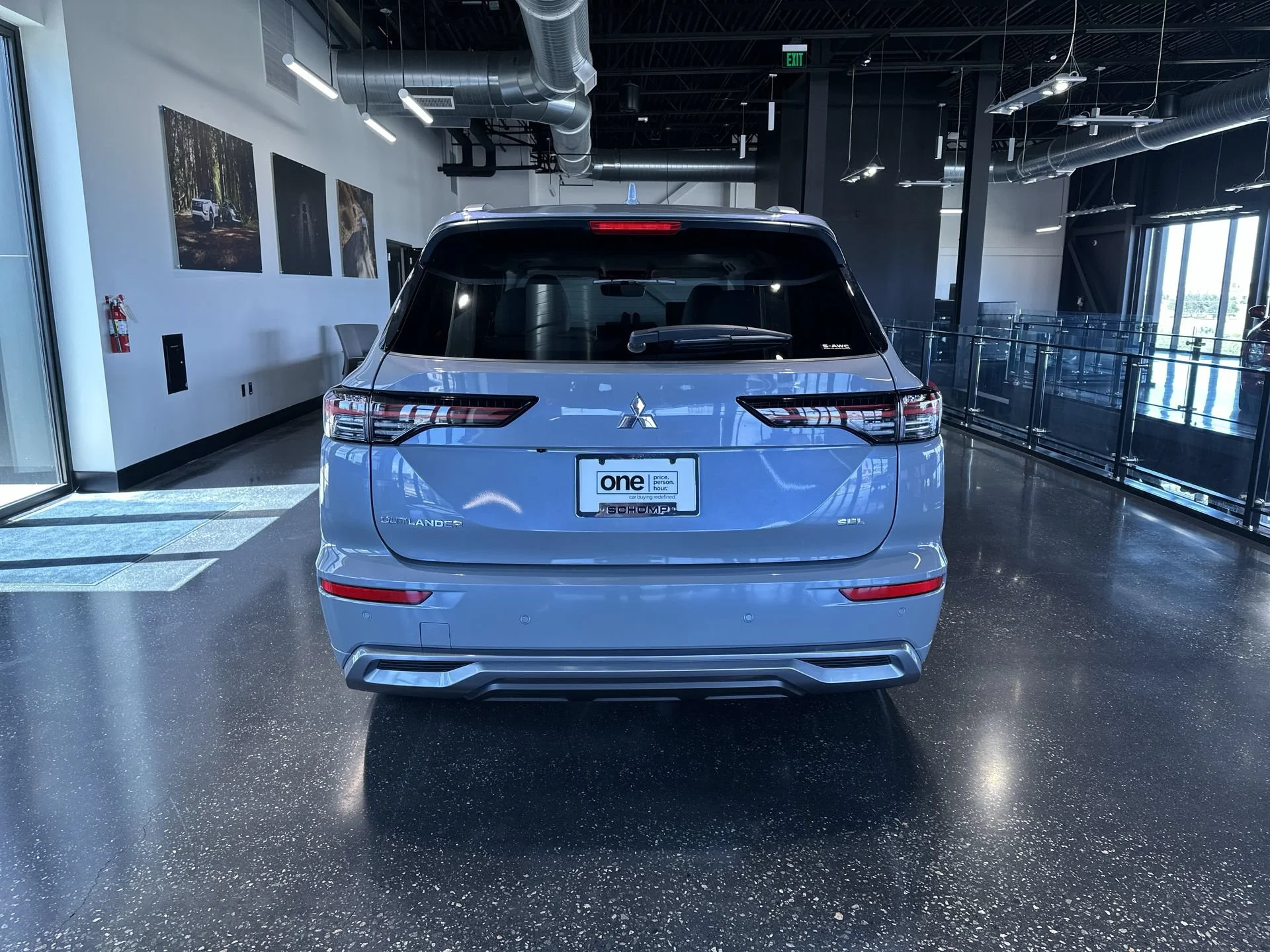 New 2026 Moonstone Gray Metallic Mitsubishi SEL image 7