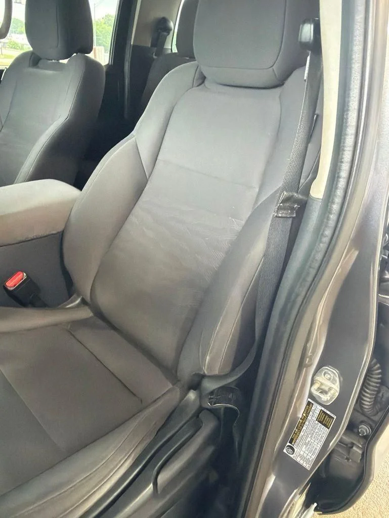 Used 2022 Gray Nissan S image 10