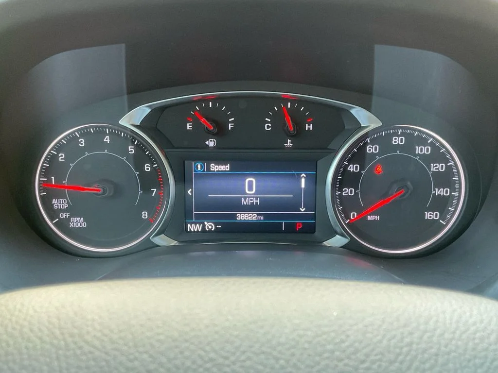 Used 2023 Silver GMC SLE image 19