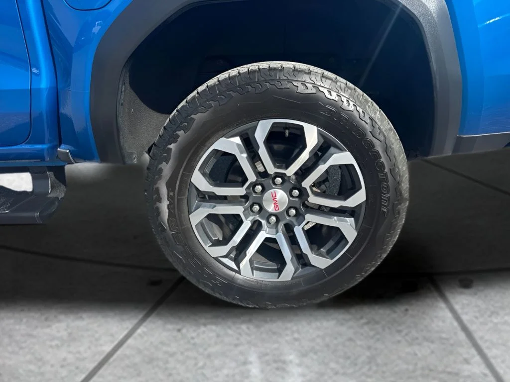 Used 2023 Blue GMC AT4 image 30