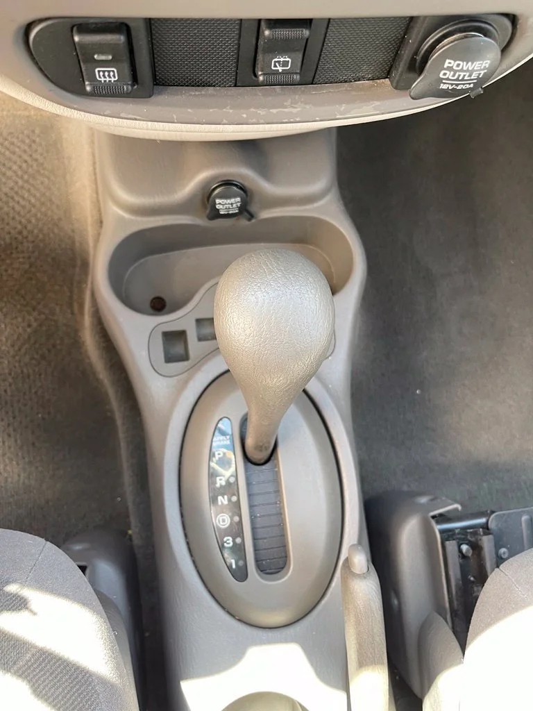 Used 2001 Red Chrysler  image 18