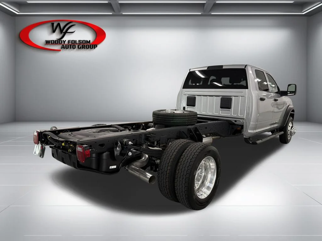 New 2026 Silver-Zynith Exterior Paint RAM Tradesman image 6