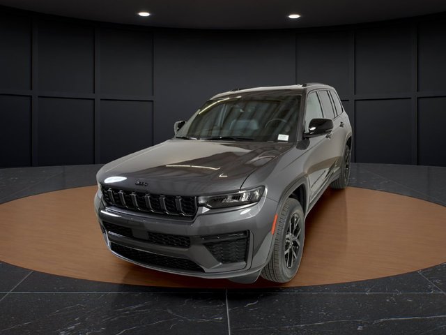 2026 Jeep Grand Cherokee Altitude