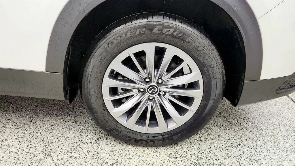 Used 2025 Rhodium White Premium Mazda Preferred Package AWD image 9