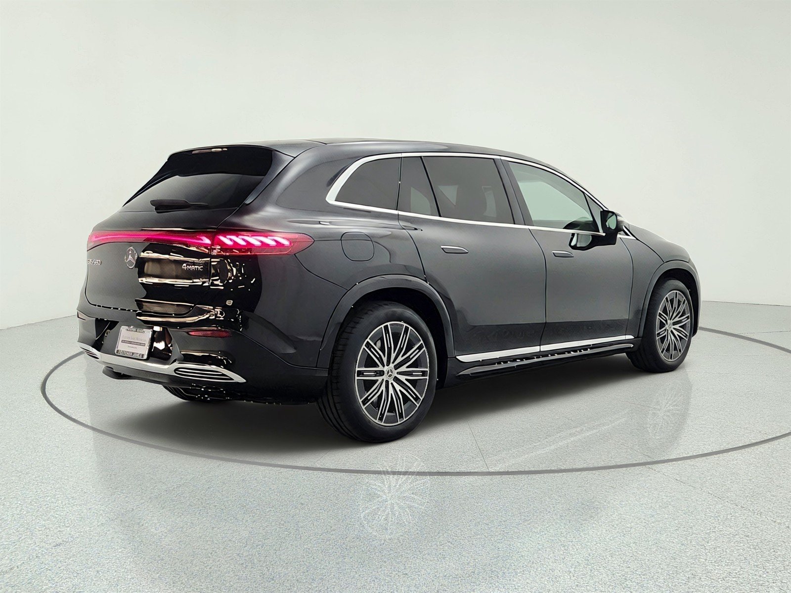 Used 2023 Obsidian Black Metallic Mercedes-Benz EQS 580 4MATIC® SUV image 5