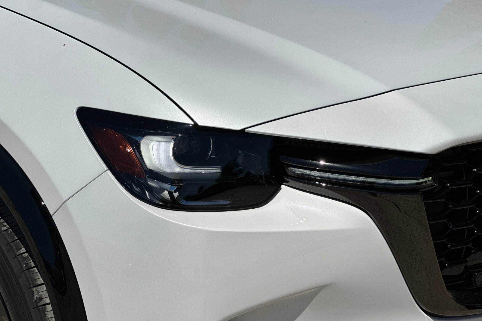 New 2026 RHODIUM WHITE PREMIUM MAZDA S Premium Sport image 34