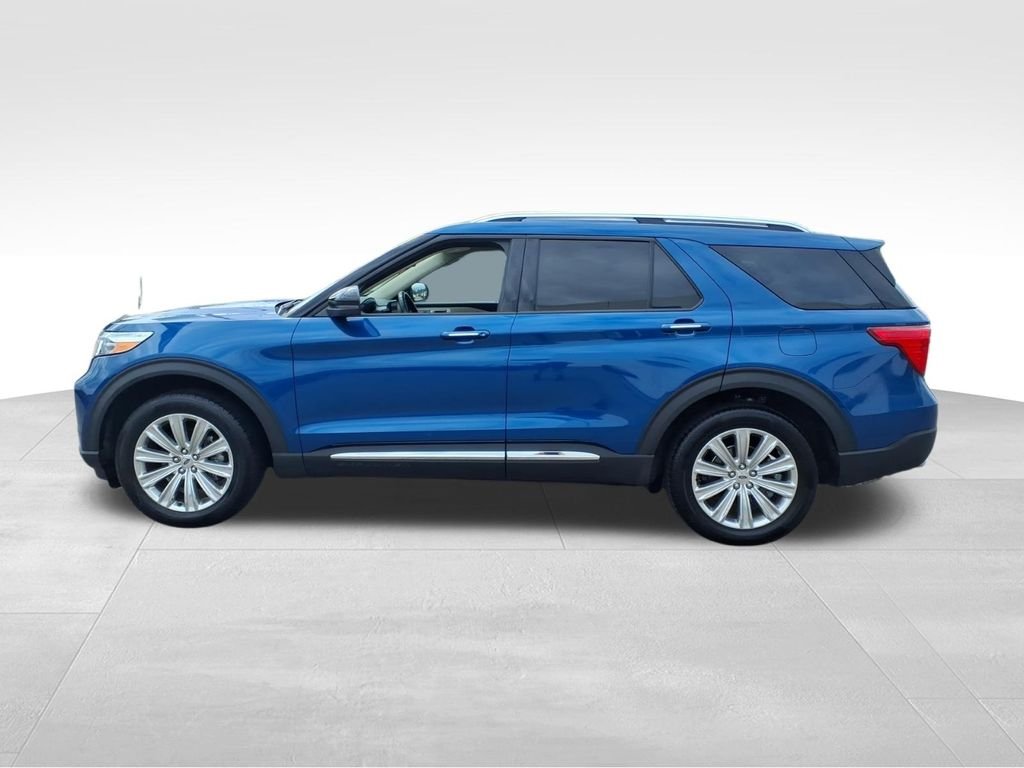 Used 2020 Blue Metallic Ford Limited image 25
