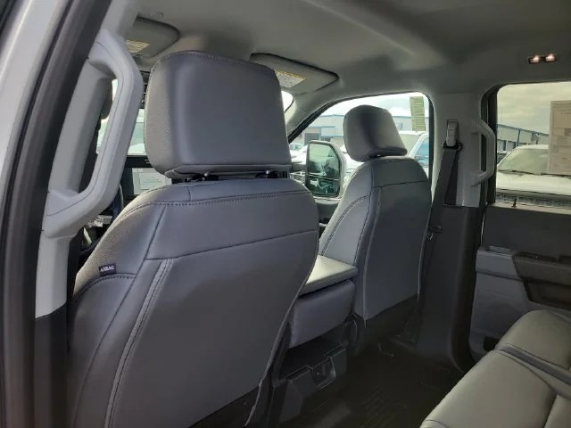 New 2026 Oxford White Ford XL image 12