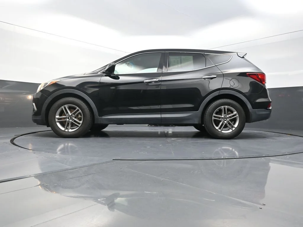 Used 2017 Black Hyundai 2.4 Base image 24