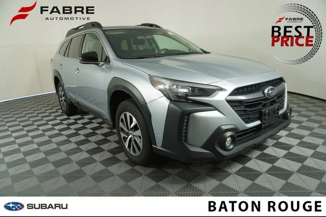 2025 Subaru Outback Premium's photo