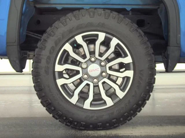Used 2023 Blue GMC AT4 image 3