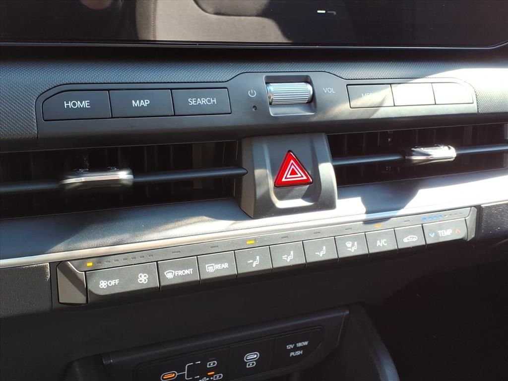 2025 Kia K4 LXS - Photo 14