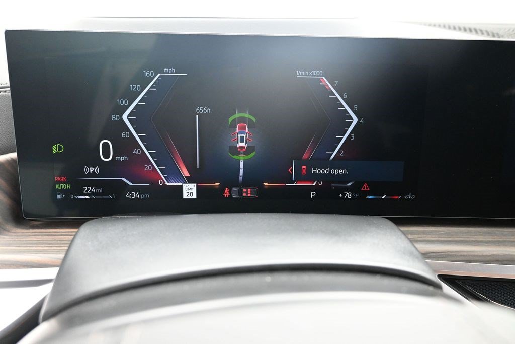 Used 2026 Alpine White BMW xDrive40i image 10