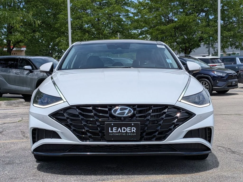 Used 2020 Gray Hyundai Limited image 2