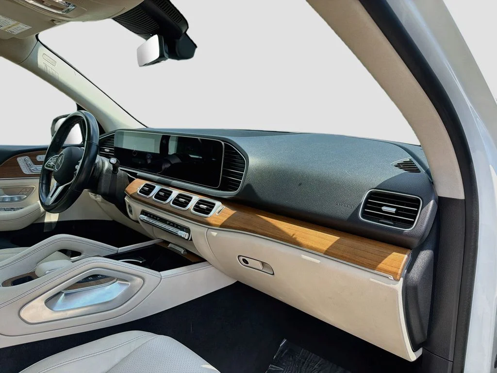 Used 2022 White Mercedes-Benz GLE 350 image 33