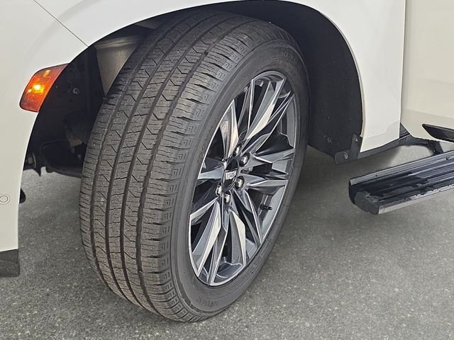 Used 2021 White Cadillac Sport image 32