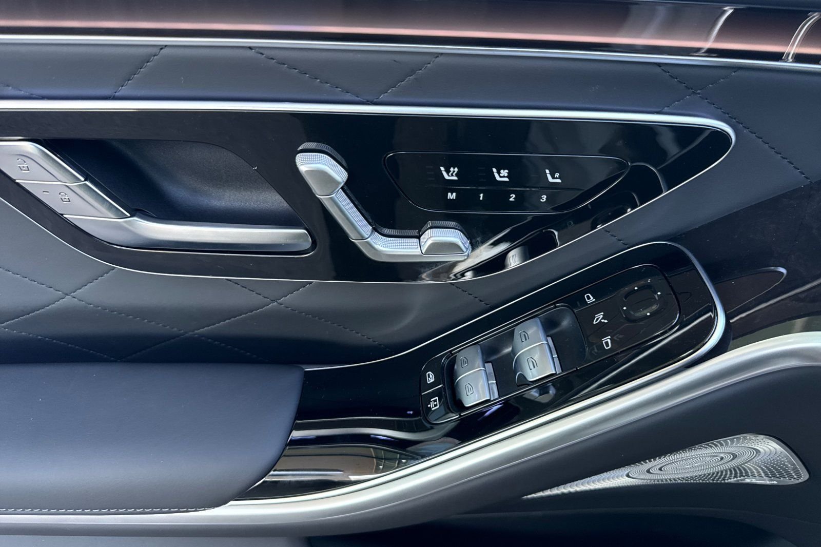 2026 Mercedes-Benz S-Class S 580 - Photo 24