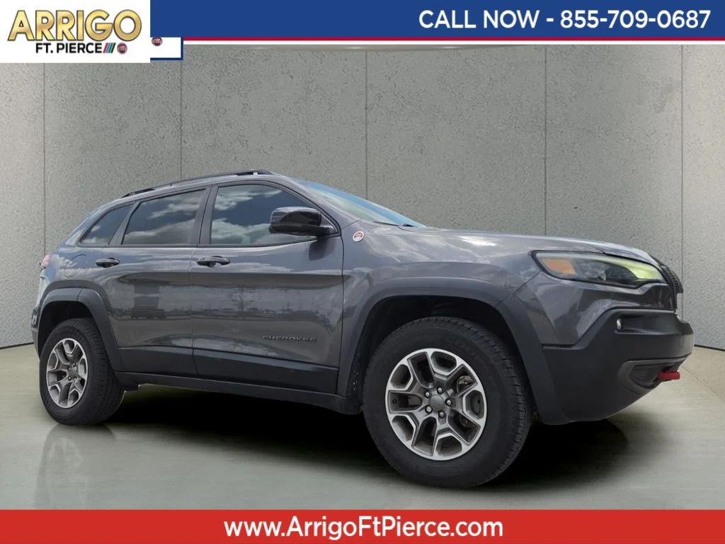 Used 2022 Granite Crystal Metallic Clearcoat Jeep Trailhawk image 1