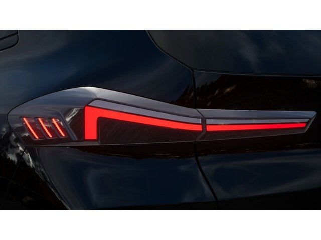 2026 BMW XM Base - Photo 8