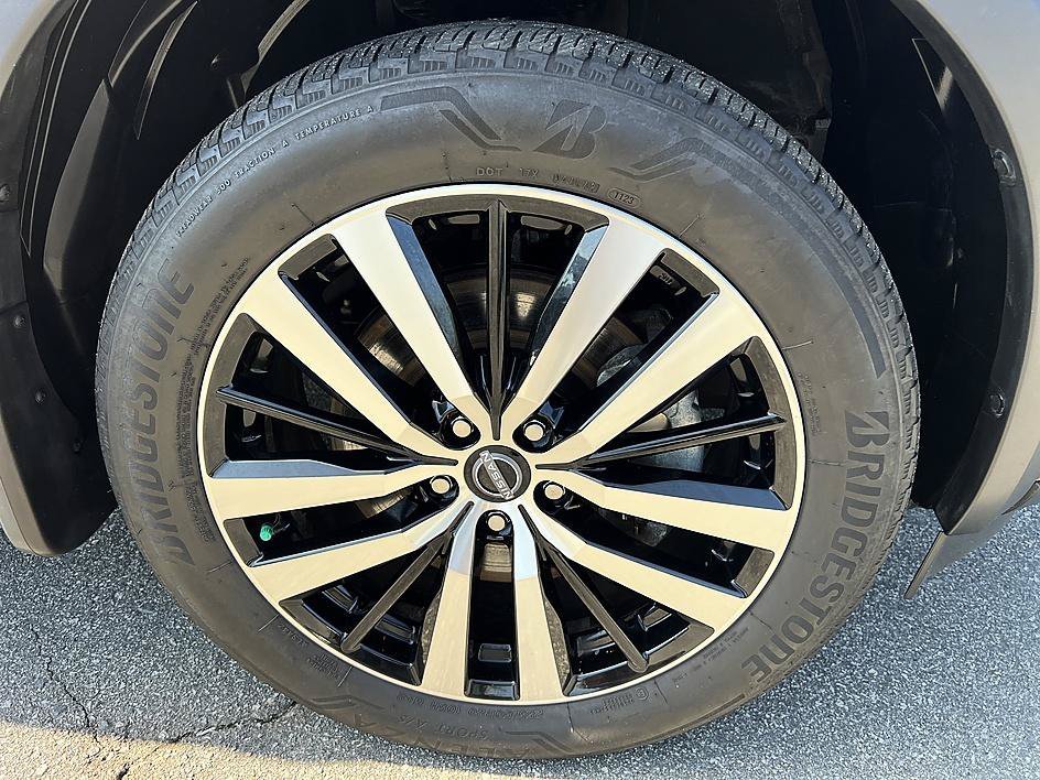 Used 2023 Baja Storm/Super Black Roof Nissan Platinum image 12
