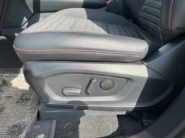 2026 Ford Explorer ST-Line - Photo 13