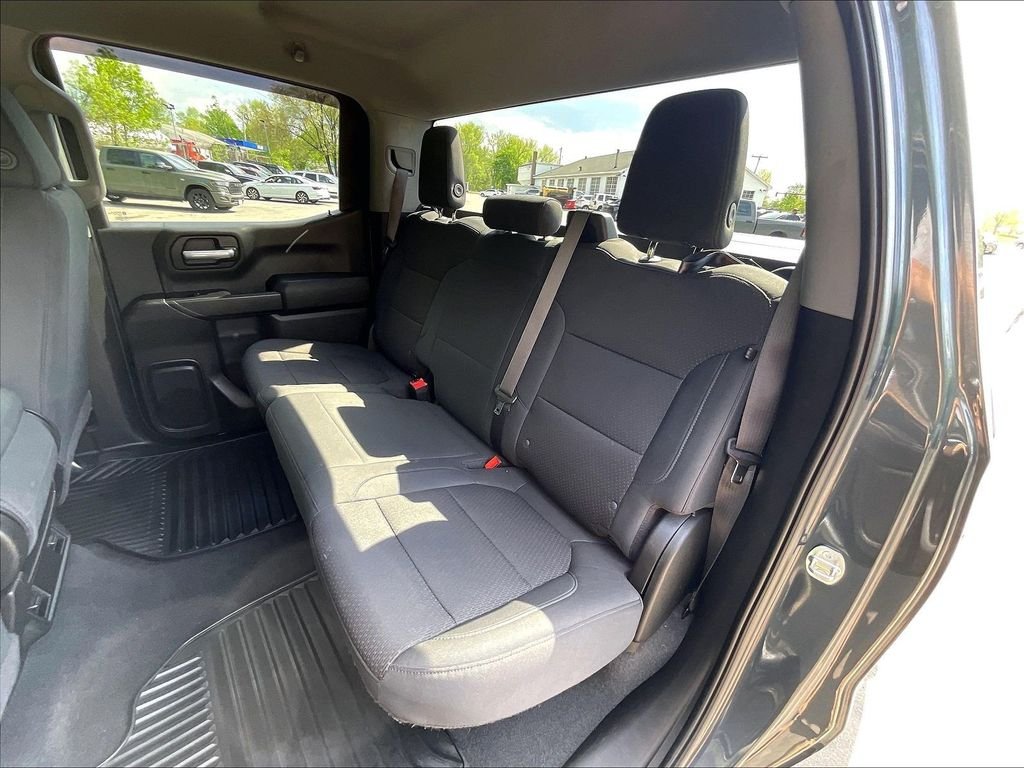 Used 2020 Gray Chevrolet Custom image 25