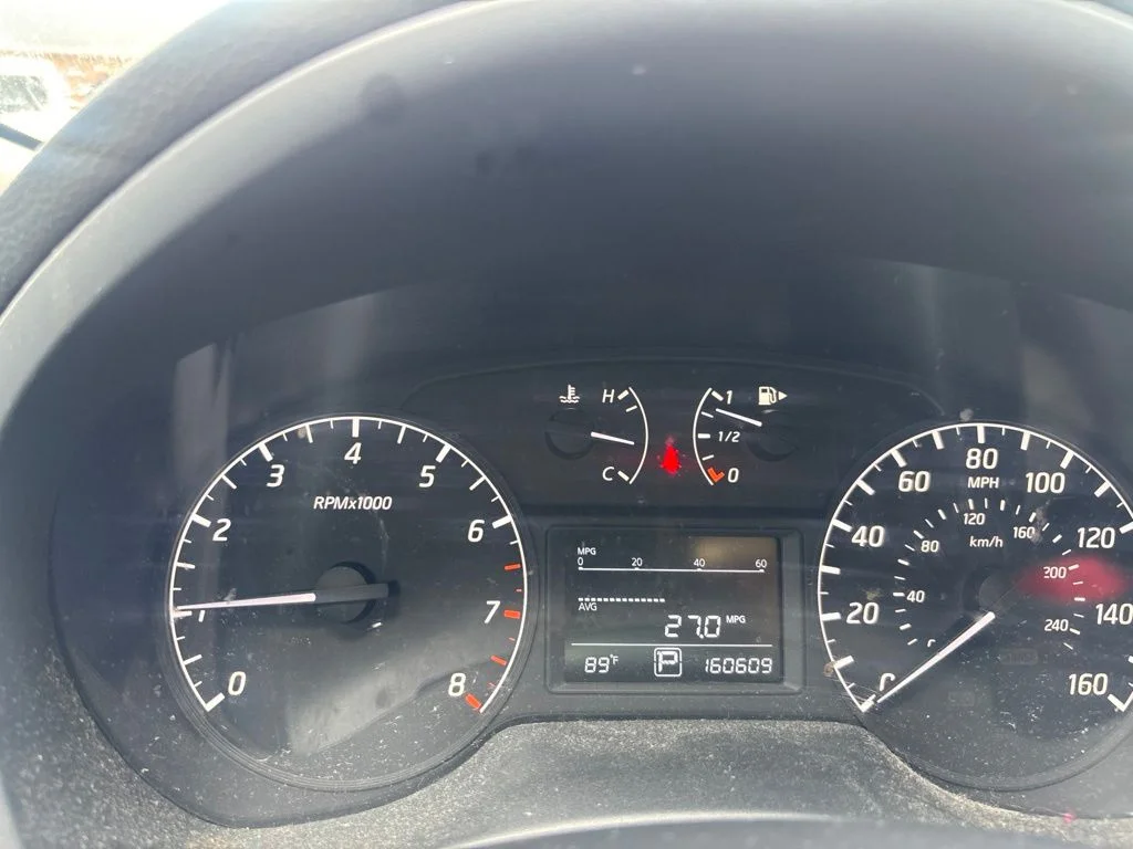Used 2015 Silver Nissan S image 20
