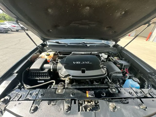 Used 2022 Black Chevrolet LT image 18