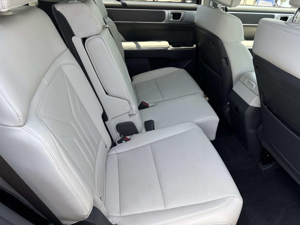 2025 Hyundai Santa Fe SEL - Photo 28