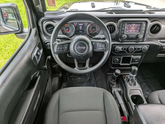 Used 2021 Crystal Metallic Jeep Willys image 16