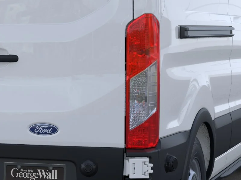 New 2026 Oxford White Ford Cargo Van image 42