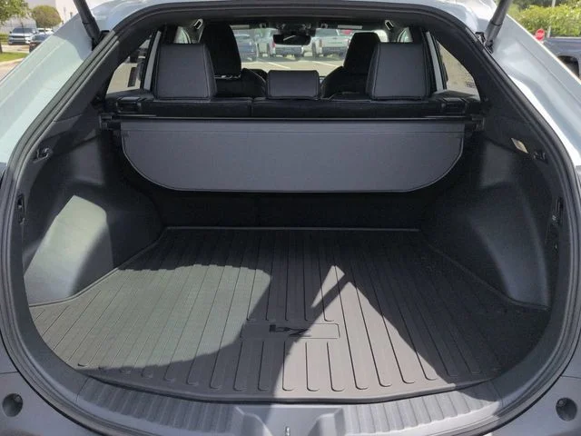 New 2026 Wind Chill Pearl Toyota XLE image 13