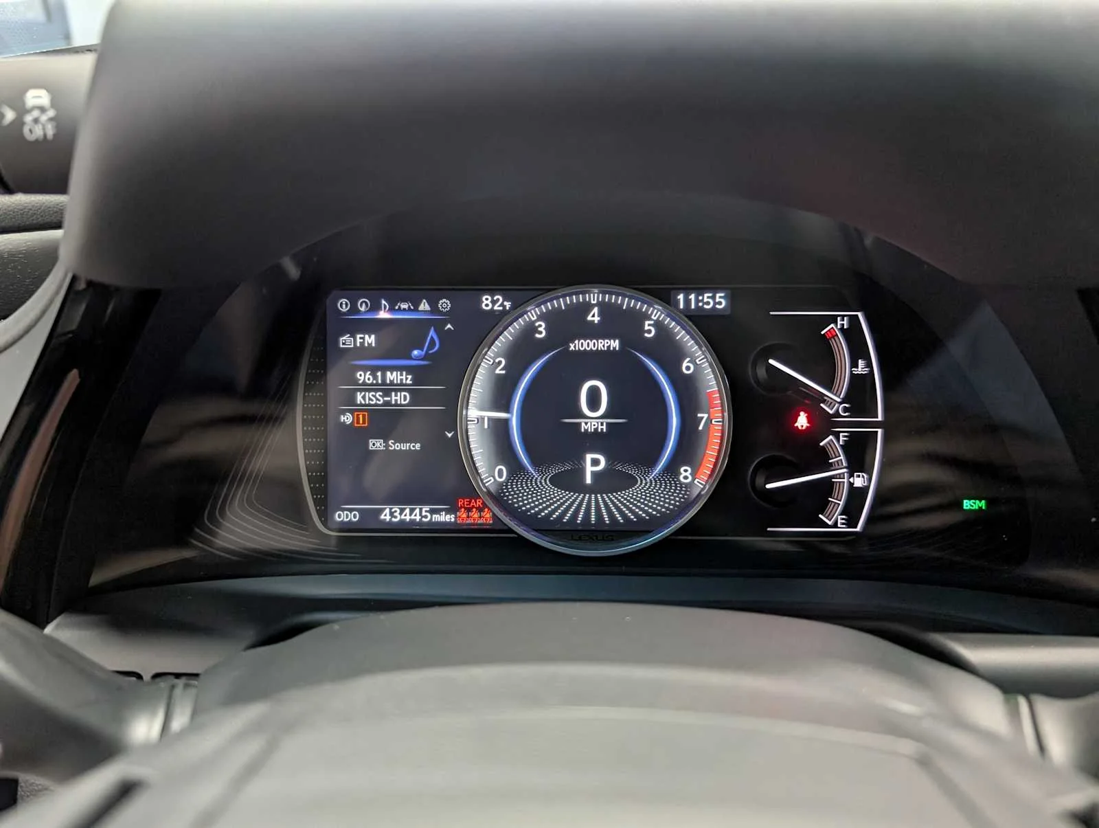 Used 2023 Iridium Lexus  image 22