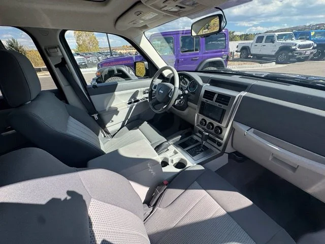 Used 2008 Blue Jeep Limited image 29
