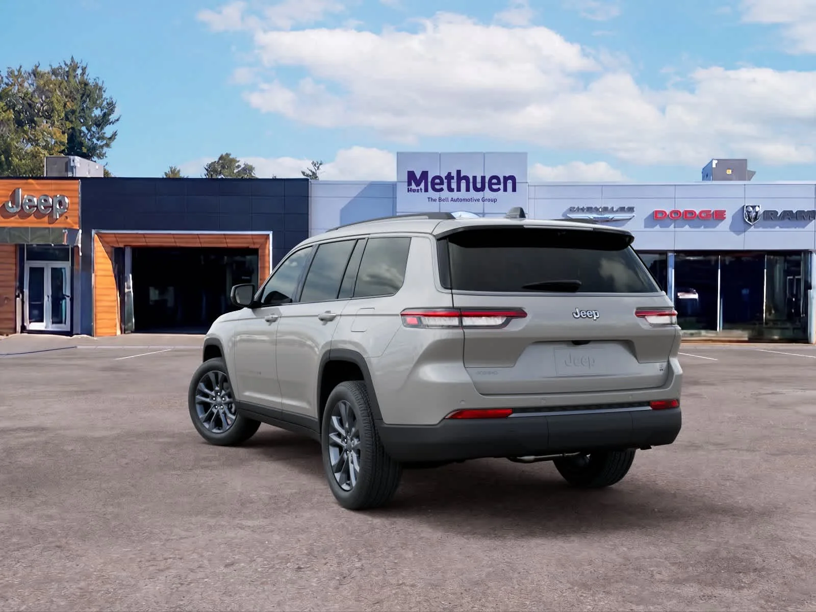 New 2026 Silver Zynith Jeep 85th Anniversary Edition image 3