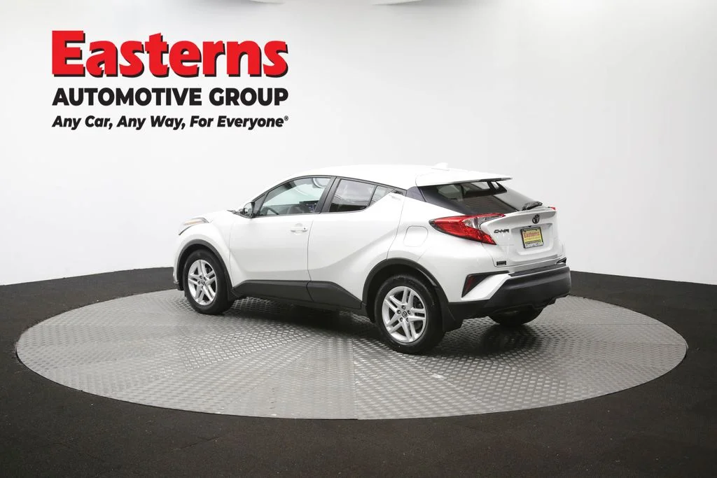 Used 2021 White Toyota LE image 62