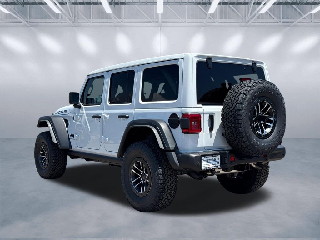 New 2026 Bright White Clear-Coat Exterior Paint Jeep Moab 392 image 4