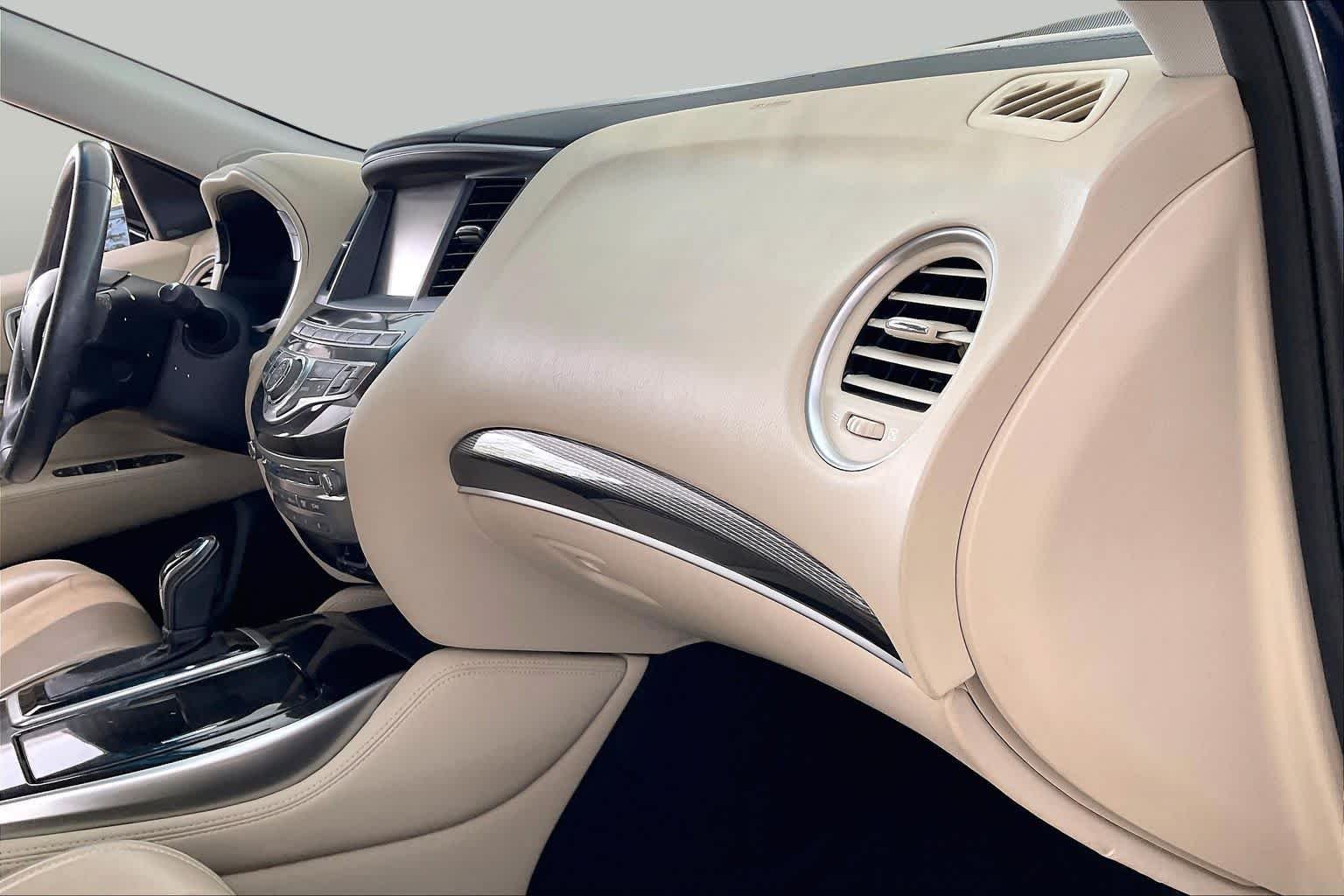 Used 2016 Hermosa Blue INFINITI  image 18
