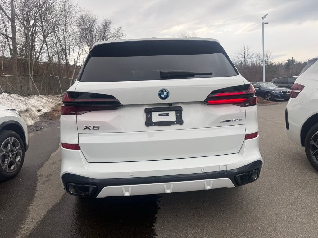 Used 2026 White BMW xDrive50e image 4
