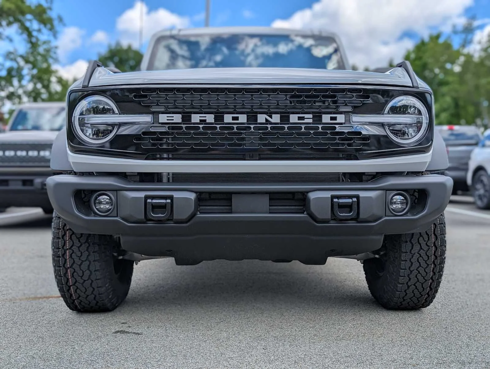 New 2026 Avalanche Gray Ford Badlands® image 2